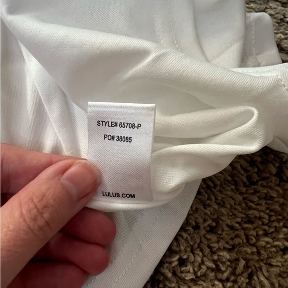 NWT Lulu’s Romantic Possibilities White Floral Maxi Dress - Picture 9 of 11